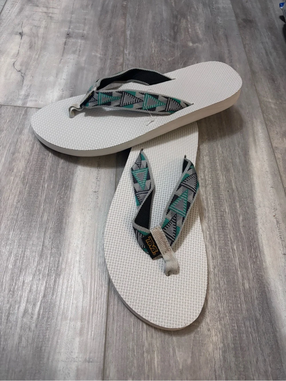 Teva White Flip Flops with Teal and Gray Patterned Straps